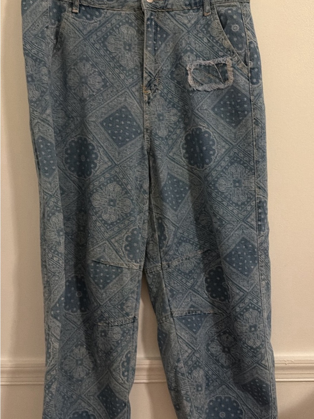 SHEIN Blue Bandana-Print Relaxed Jeans